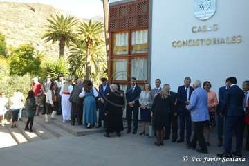 Miles de personas celebran el día de Santa Lucía en Las Tirajanas (Foto Francisco Javier Santana)
